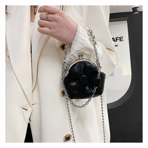 3D Flower Mini Kiss Lock Statement Purse/Multiple colors available - Picture 4 of 8